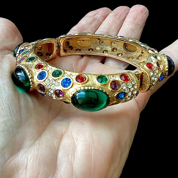 Sphinx of London Multi Cabochon &
Rhinestone Bracelet (t152) - Picture 3 of 10